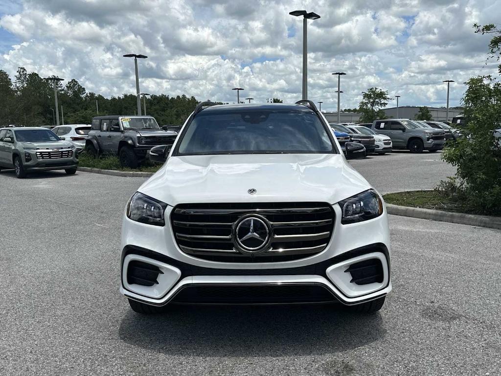 used 2025 Mercedes-Benz GLS 580 car, priced at $97,997