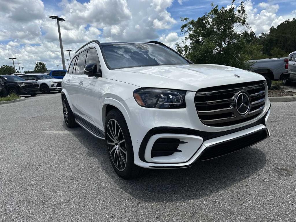 used 2025 Mercedes-Benz GLS 580 car, priced at $97,997