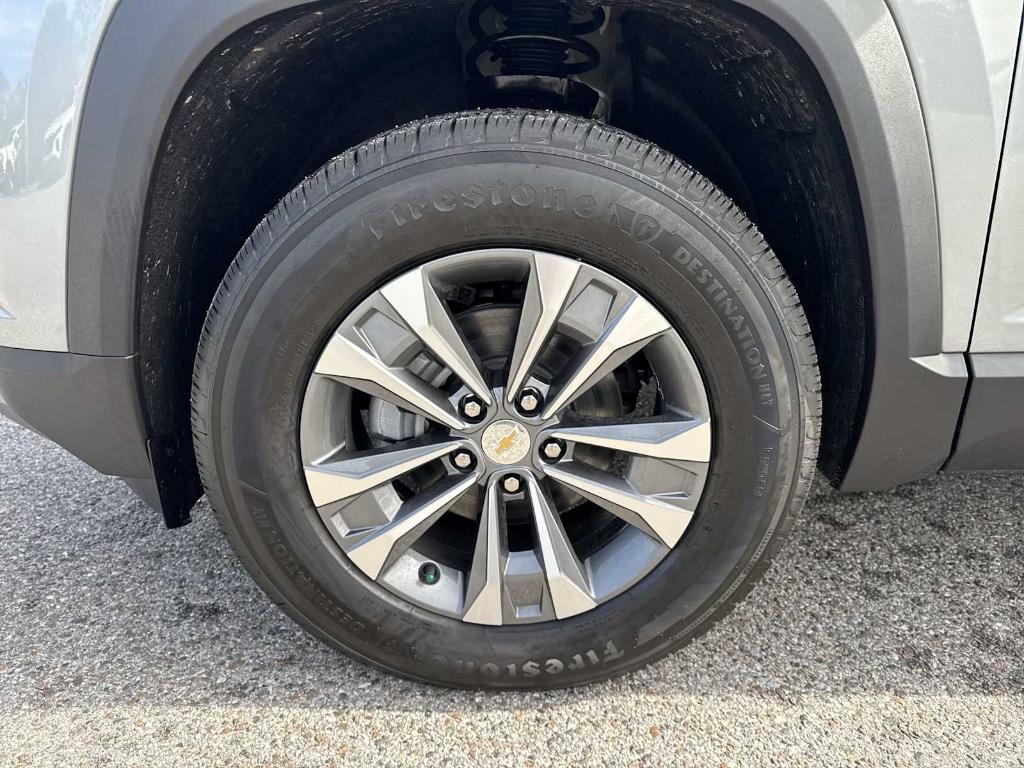 new 2025 Chevrolet Equinox car, priced at $26,995