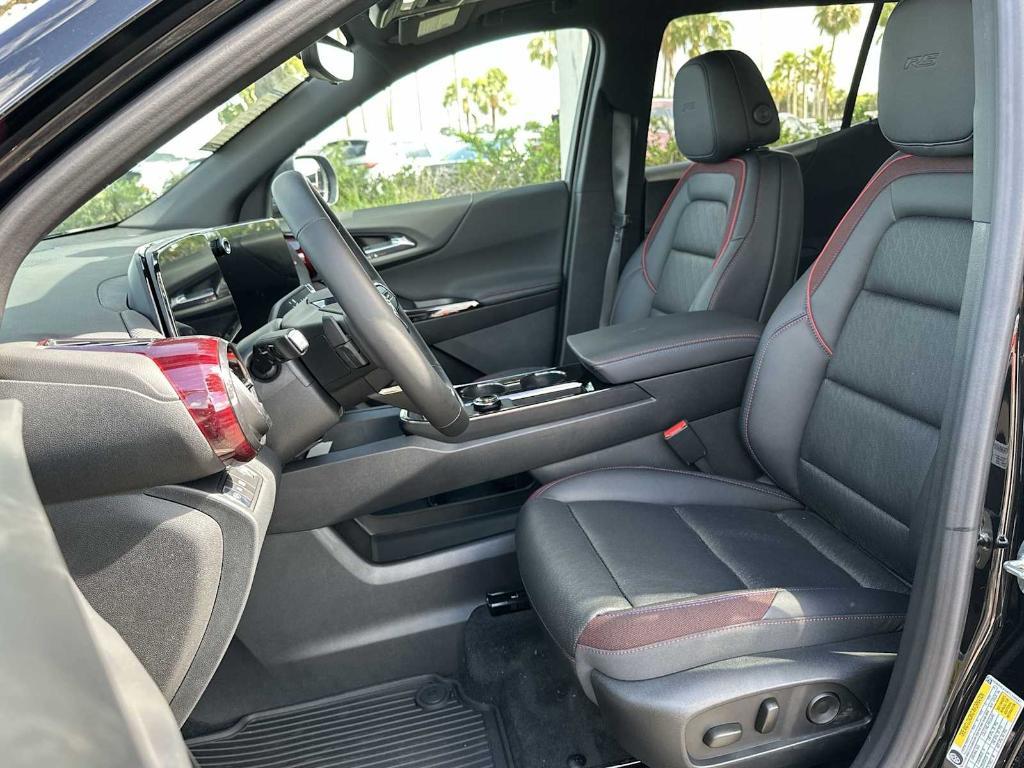 new 2026 Chevrolet Equinox car, priced at $33,510
