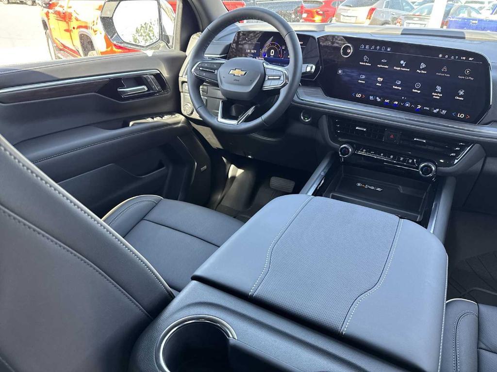 new 2025 Chevrolet Suburban car, priced at $74,085