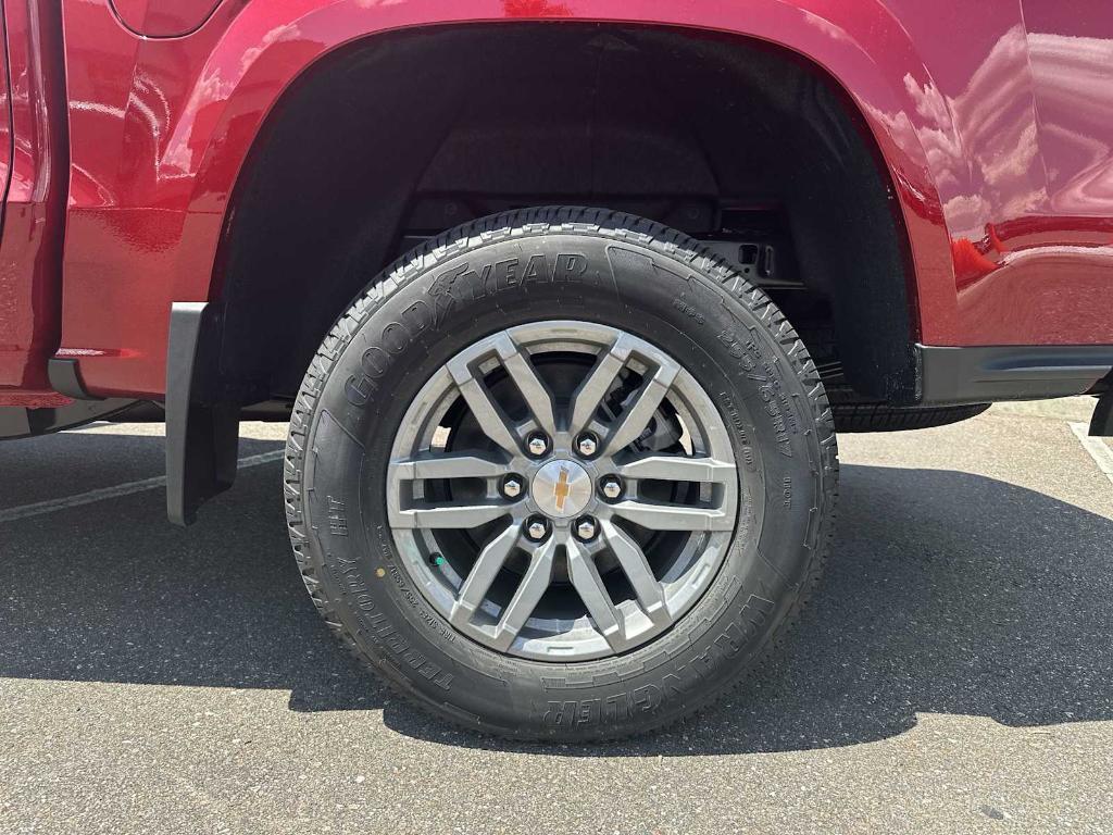 new 2026 Chevrolet Colorado car, priced at $36,925