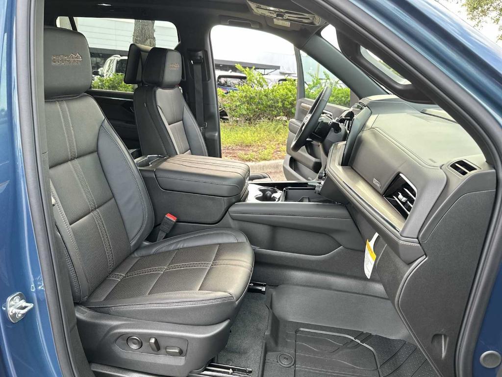 new 2025 Chevrolet Suburban car, priced at $97,345