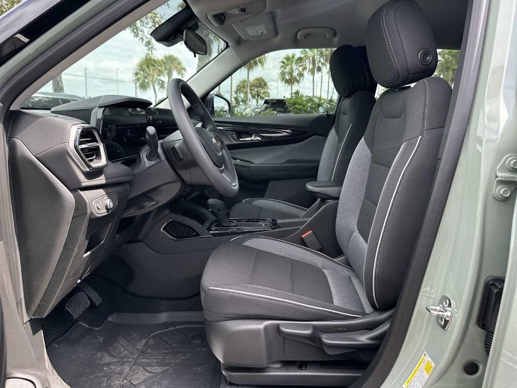 new 2026 Chevrolet TrailBlazer car, priced at $23,140