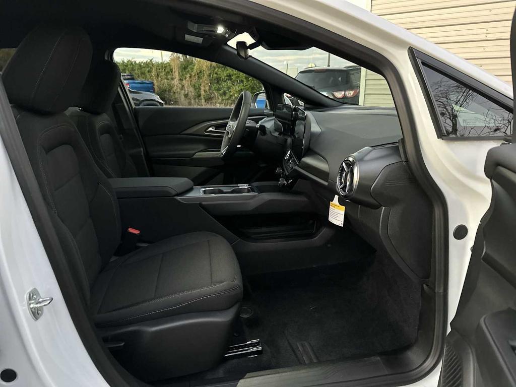 new 2026 Chevrolet Equinox EV car, priced at $29,065