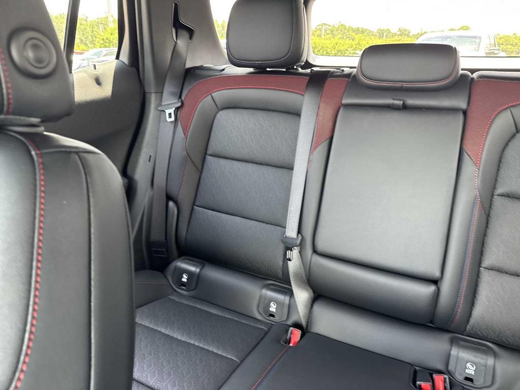 new 2026 Chevrolet Equinox car, priced at $33,285