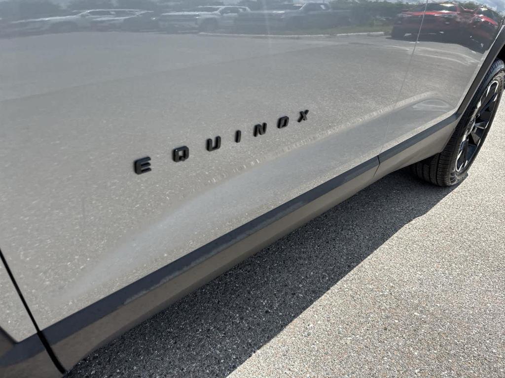 new 2026 Chevrolet Equinox car, priced at $33,285