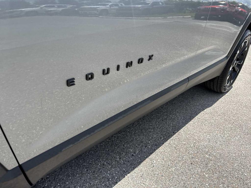 new 2026 Chevrolet Equinox car, priced at $33,285