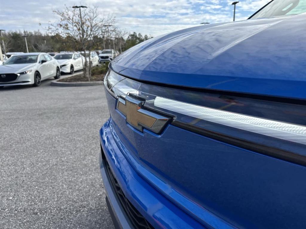 new 2025 Chevrolet Silverado EV car, priced at $79,640