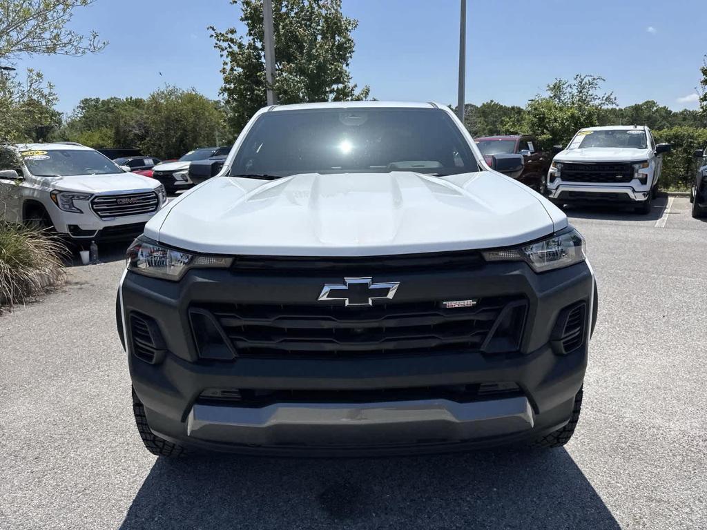new 2025 Chevrolet Colorado car, priced at $39,940