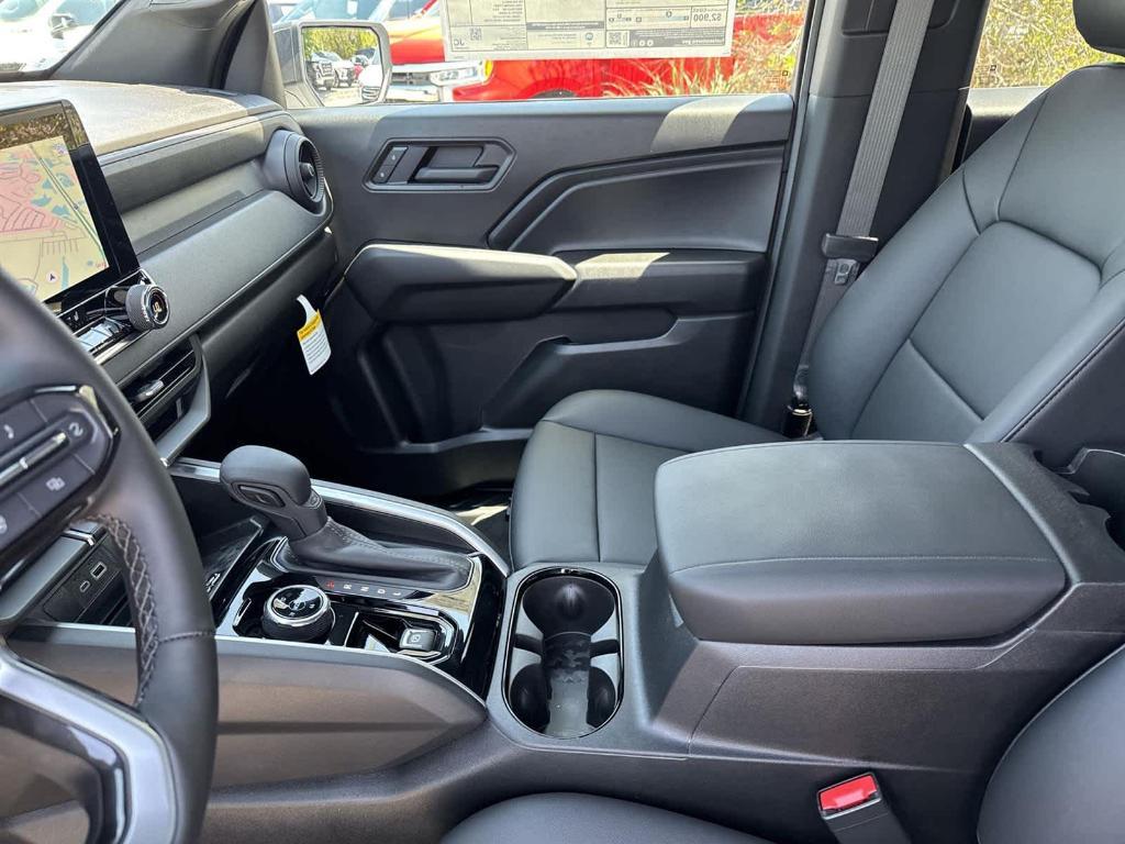 new 2025 Chevrolet Colorado car, priced at $39,940