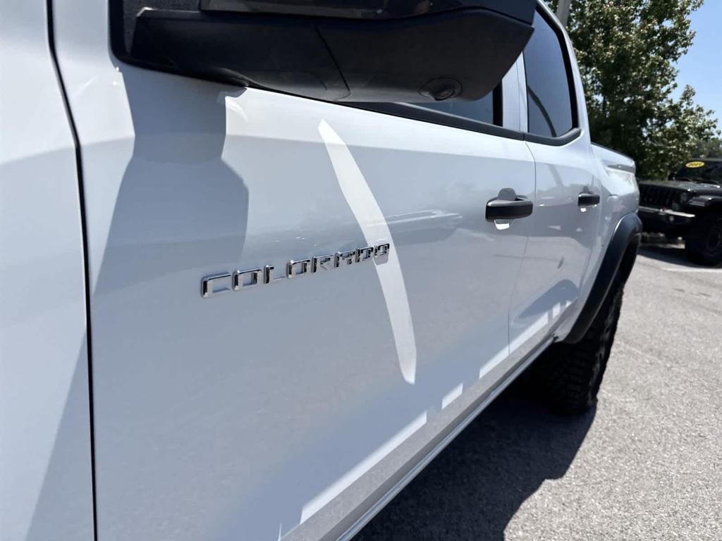 new 2025 Chevrolet Colorado car, priced at $39,940