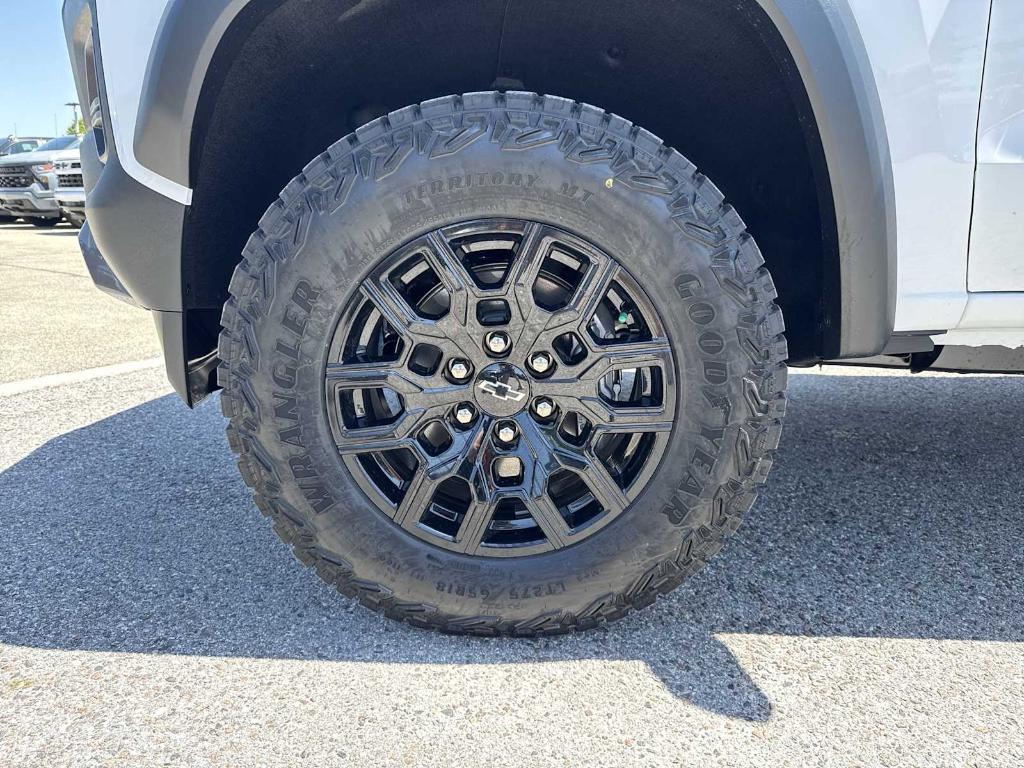 new 2025 Chevrolet Colorado car, priced at $39,440