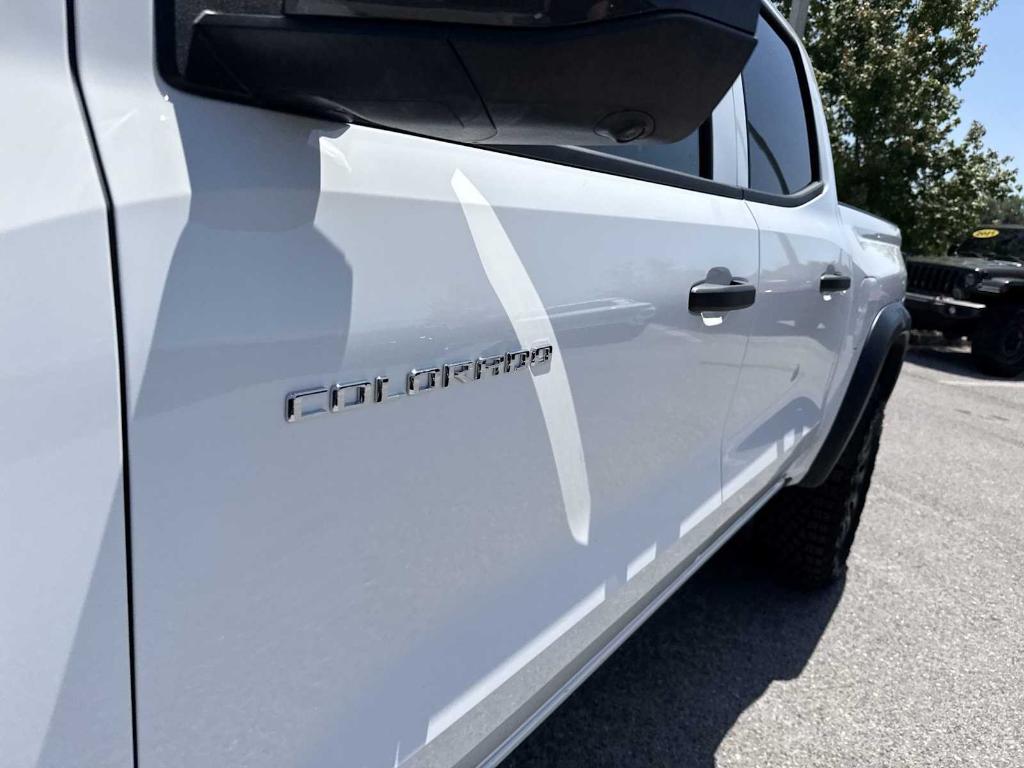 new 2025 Chevrolet Colorado car, priced at $39,440