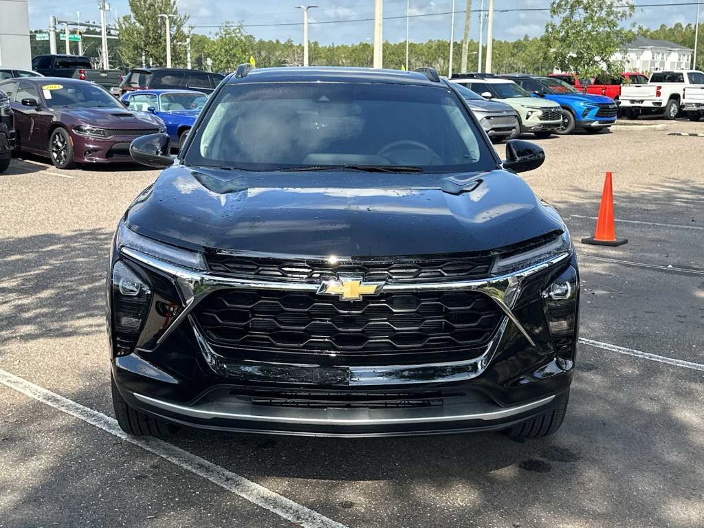 new 2025 Chevrolet Trax car, priced at $21,820