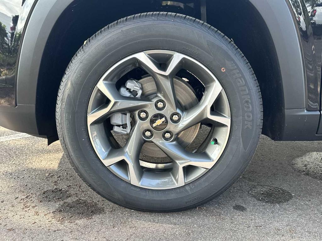 new 2025 Chevrolet Trax car, priced at $21,820