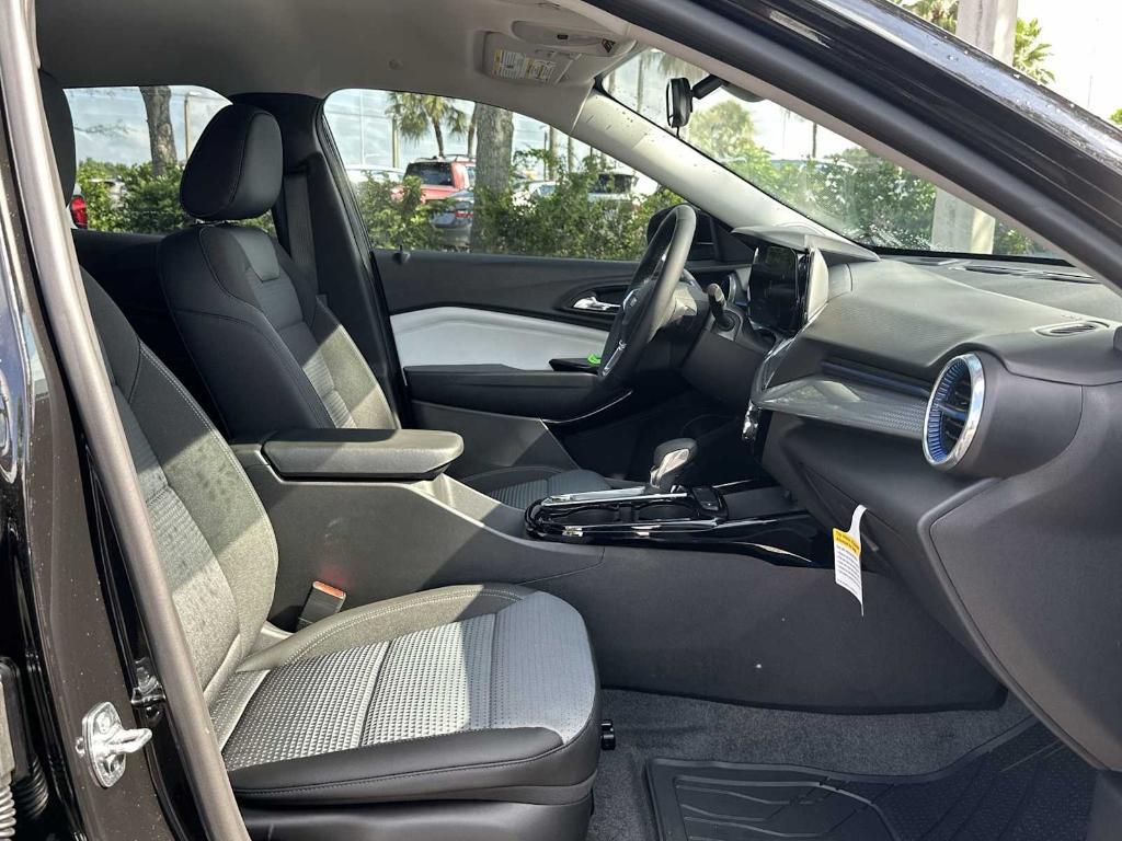 new 2025 Chevrolet Trax car, priced at $21,820