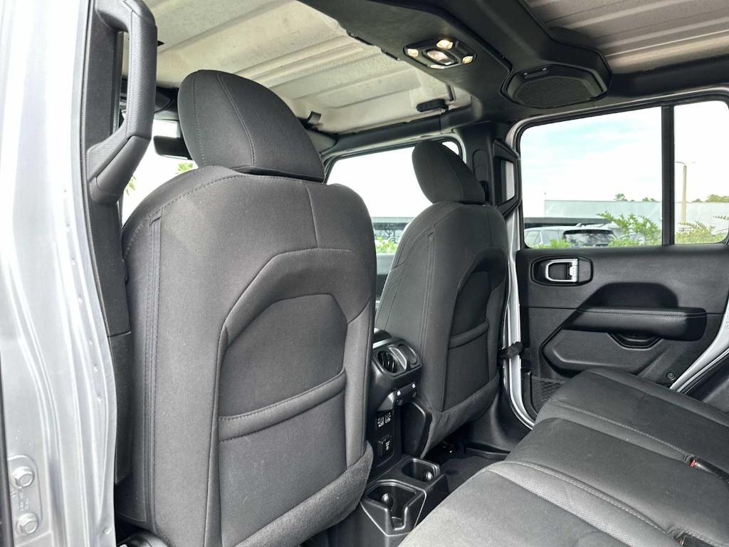 used 2023 Jeep Gladiator car, priced at $28,497