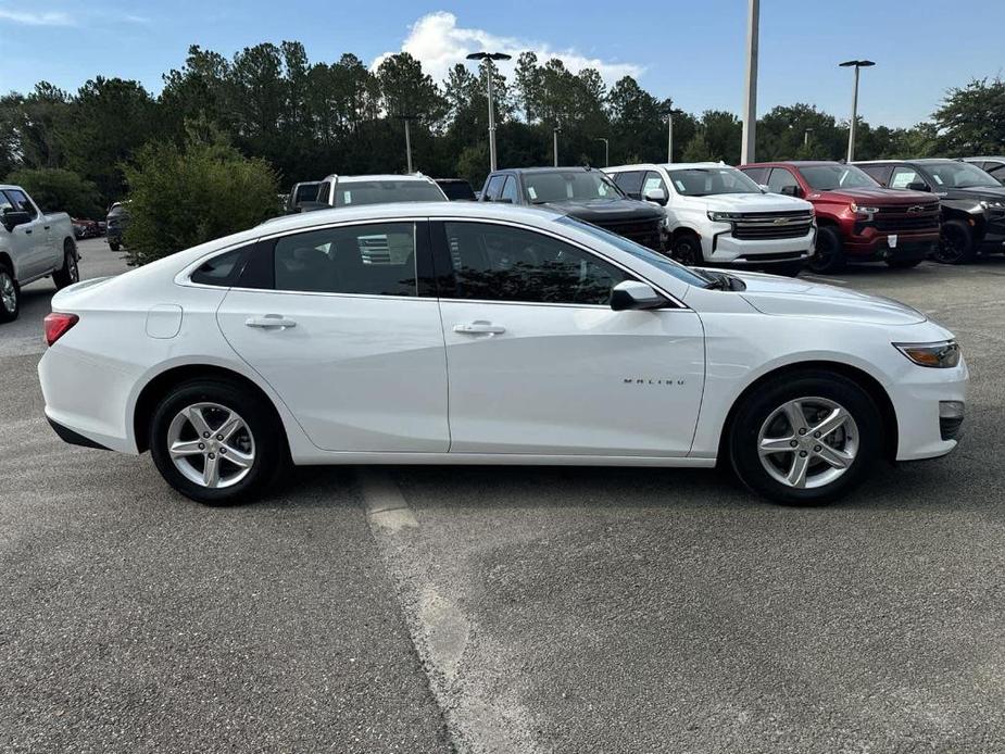 new 2025 Chevrolet Malibu car, priced at $25,270