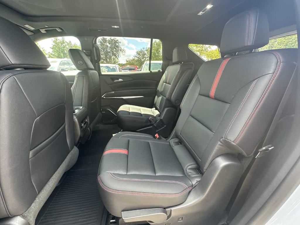 new 2026 Chevrolet Traverse car, priced at $57,715