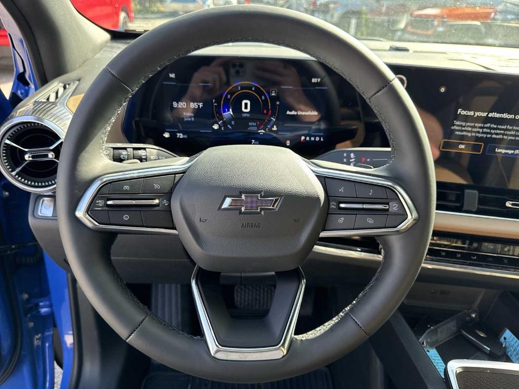 new 2026 Chevrolet Equinox car, priced at $34,010