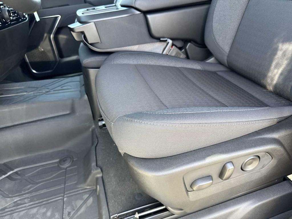 new 2025 Chevrolet Silverado 1500 car, priced at $43,705
