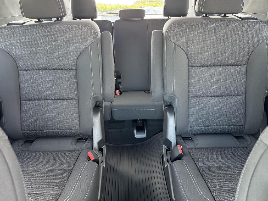 new 2025 Chevrolet Traverse car, priced at $40,545
