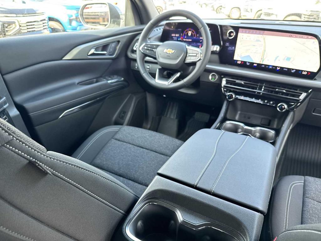 new 2025 Chevrolet Traverse car, priced at $38,545