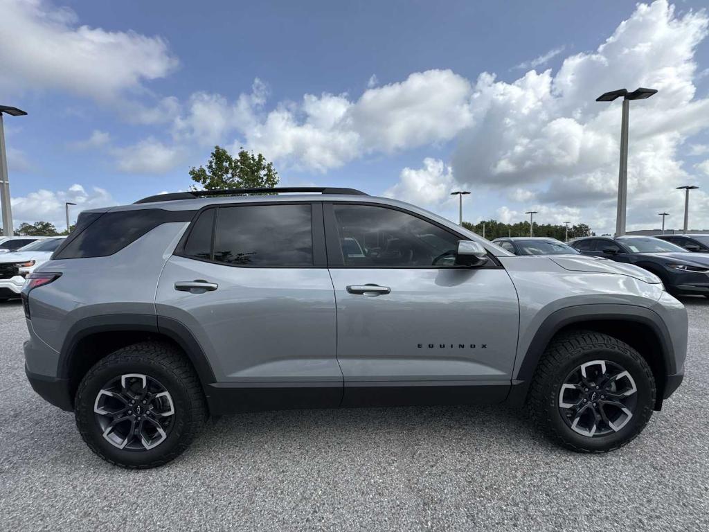 new 2026 Chevrolet Equinox car, priced at $32,015