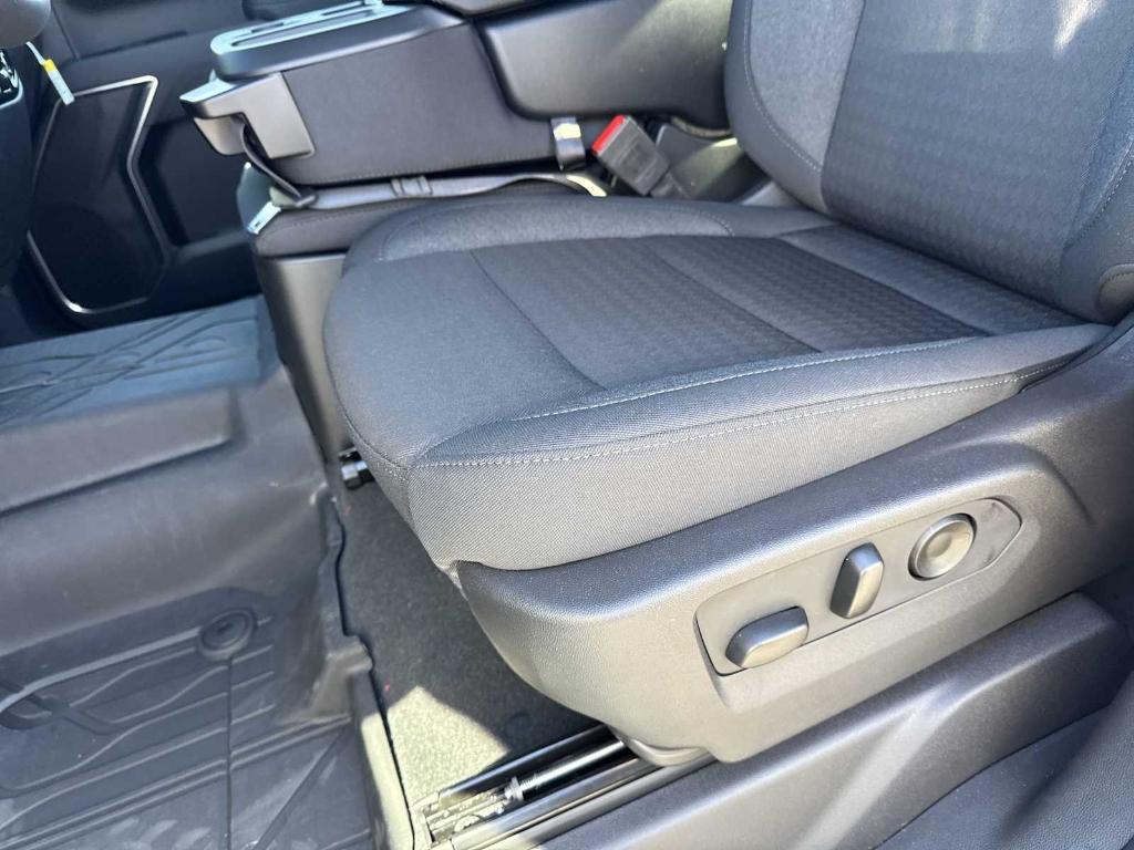 new 2025 Chevrolet Silverado 1500 car, priced at $43,600