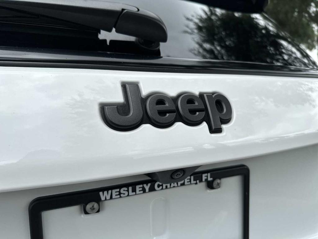 used 2024 Jeep Compass car, priced at $23,297