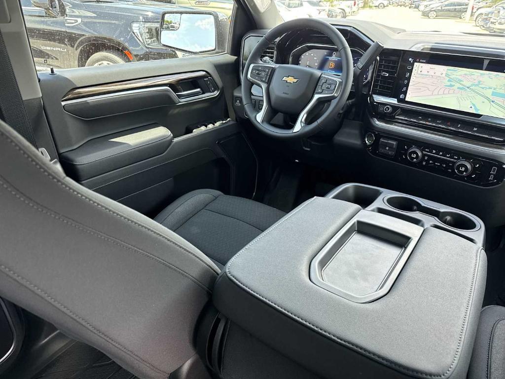 new 2025 Chevrolet Silverado 1500 car, priced at $45,905