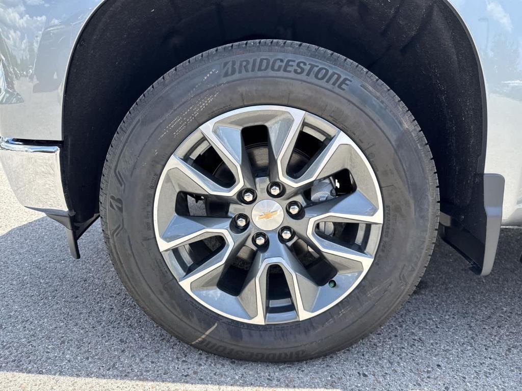 new 2025 Chevrolet Silverado 1500 car, priced at $45,905