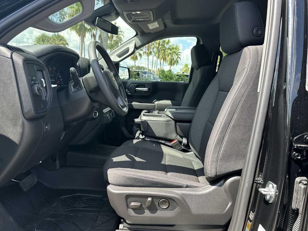 new 2026 Chevrolet Silverado 1500 car, priced at $40,980