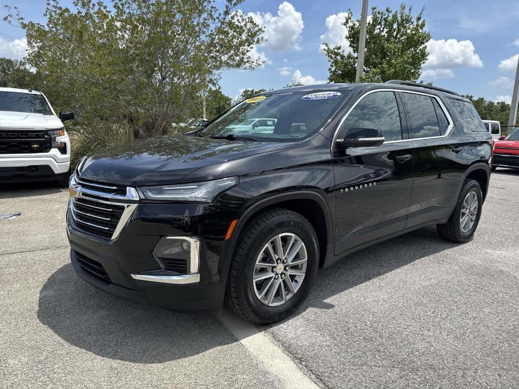 used 2023 Chevrolet Traverse car, priced at $28,997