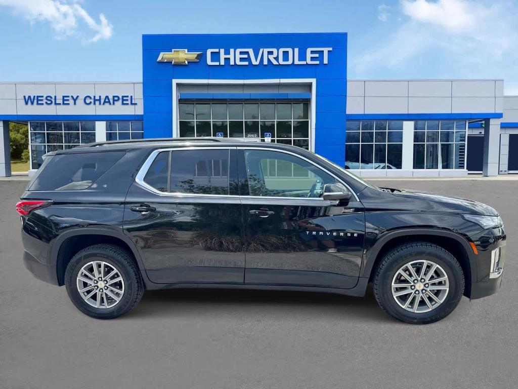 used 2023 Chevrolet Traverse car, priced at $27,129