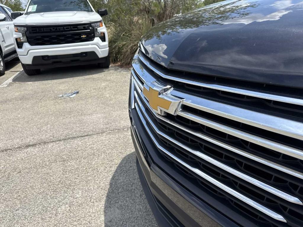 used 2023 Chevrolet Traverse car, priced at $27,129