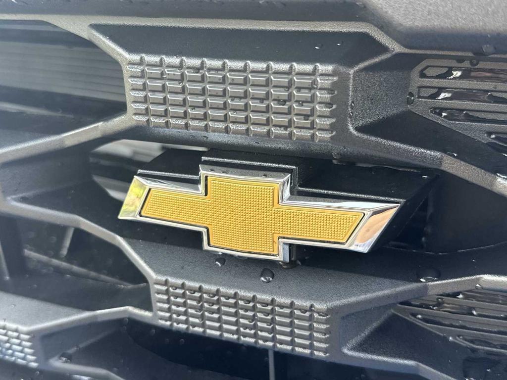 new 2025 Chevrolet Silverado 1500 car, priced at $38,555