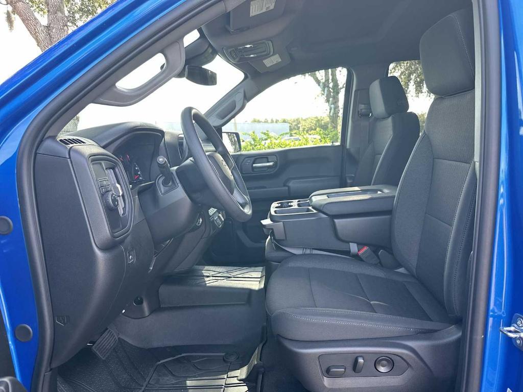 new 2025 Chevrolet Silverado 1500 car, priced at $38,555