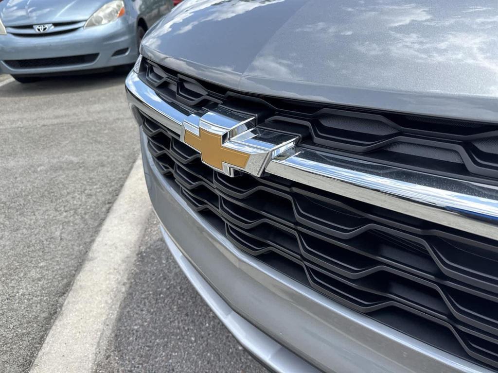 new 2025 Chevrolet Trax car, priced at $25,275
