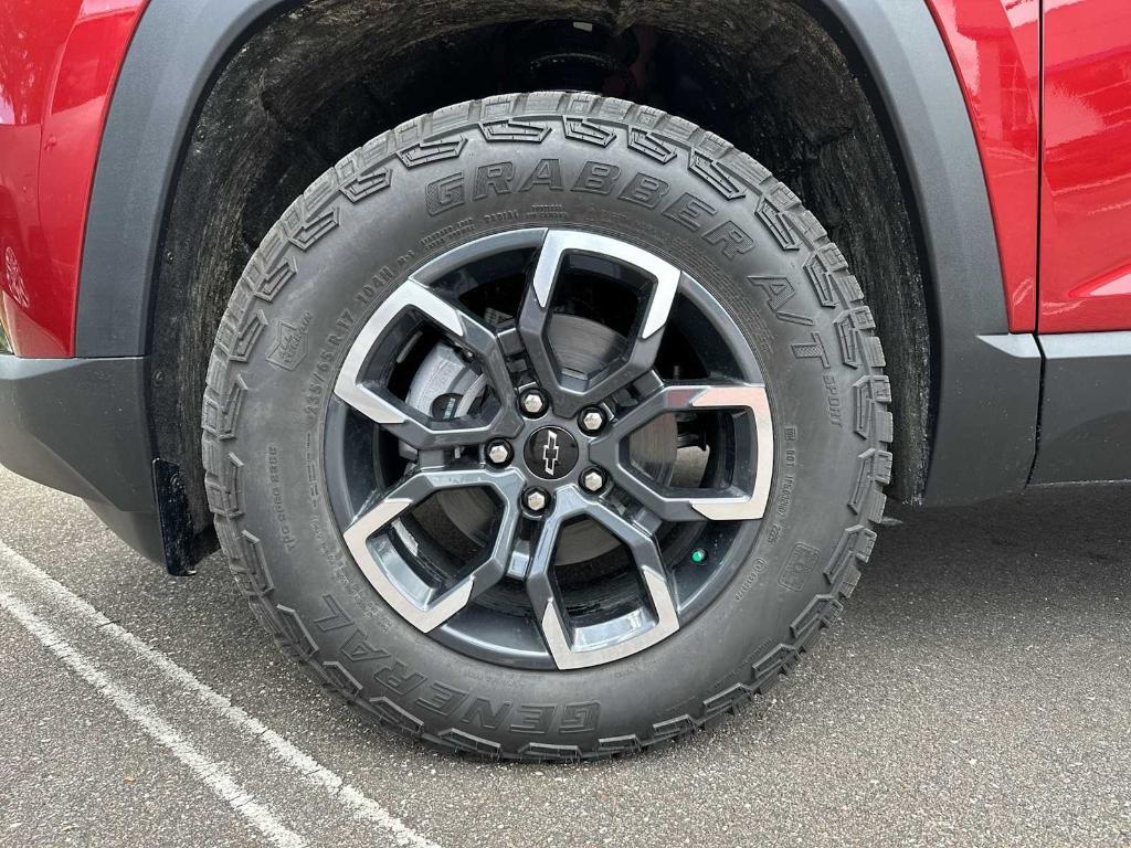 new 2026 Chevrolet Equinox car, priced at $34,520