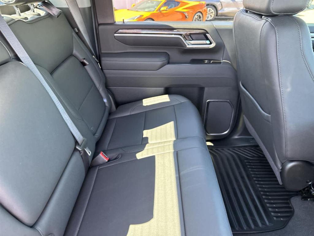 used 2025 Chevrolet Silverado 2500 car, priced at $59,997
