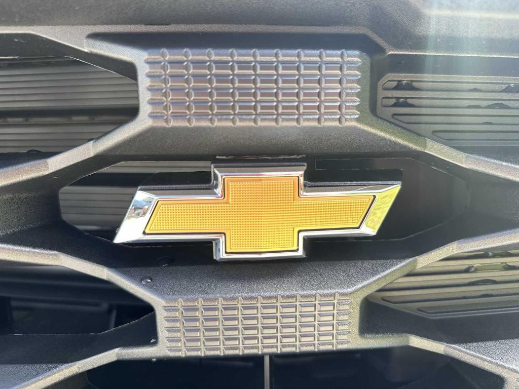 new 2025 Chevrolet Silverado 1500 car, priced at $38,160