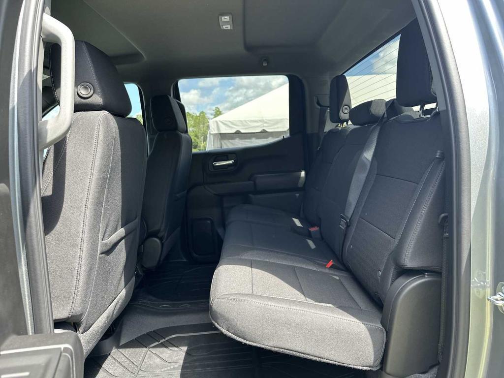 new 2025 Chevrolet Silverado 1500 car, priced at $38,160