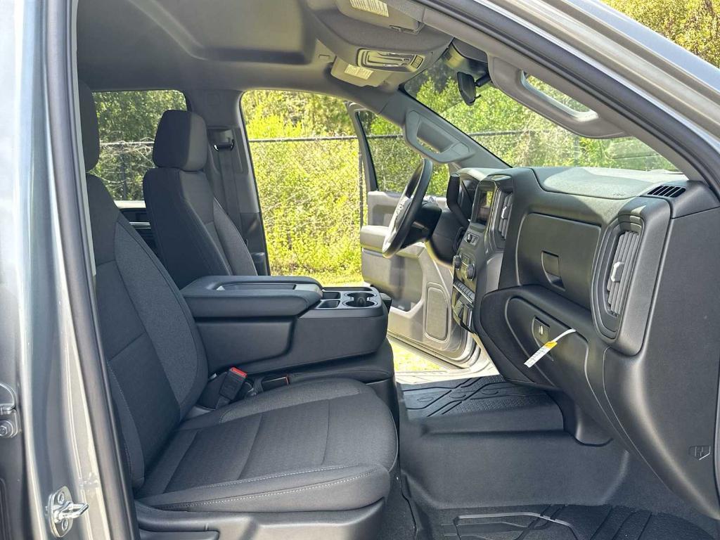 new 2025 Chevrolet Silverado 1500 car, priced at $38,160