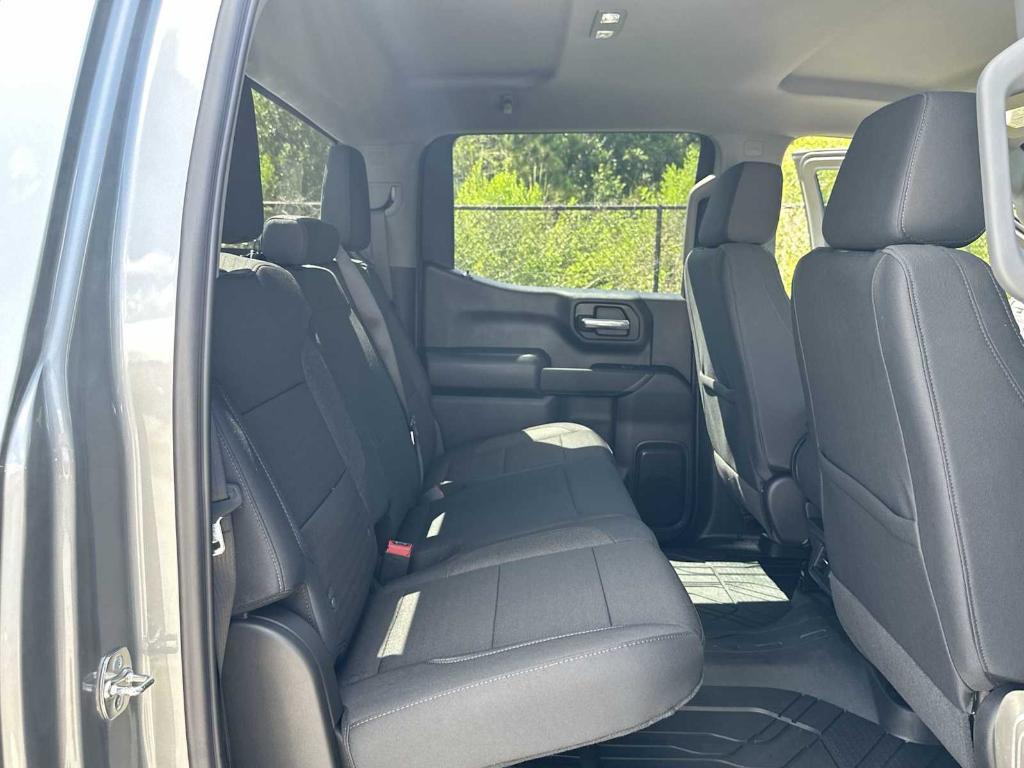 new 2025 Chevrolet Silverado 1500 car, priced at $38,160
