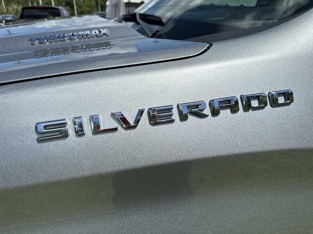 new 2025 Chevrolet Silverado 1500 car, priced at $38,160