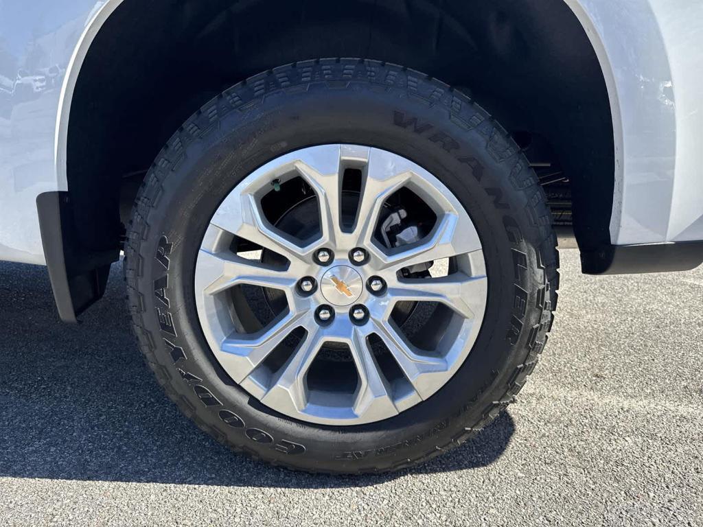 new 2025 Chevrolet Silverado 1500 car, priced at $60,030