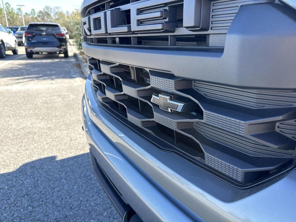 new 2025 Chevrolet Silverado 1500 car, priced at $37,020