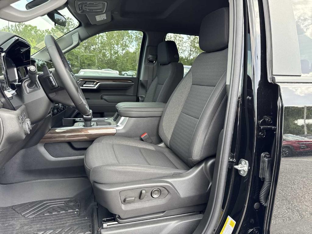new 2025 Chevrolet Silverado 1500 car, priced at $53,575